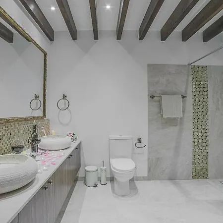 Sunrise Dream Villa-protaras *