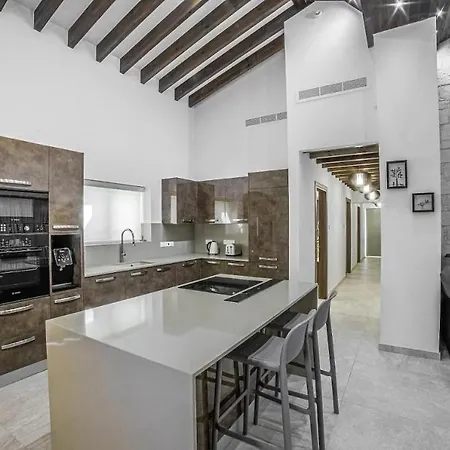 Sunrise Dream Villa-protaras Вилла *