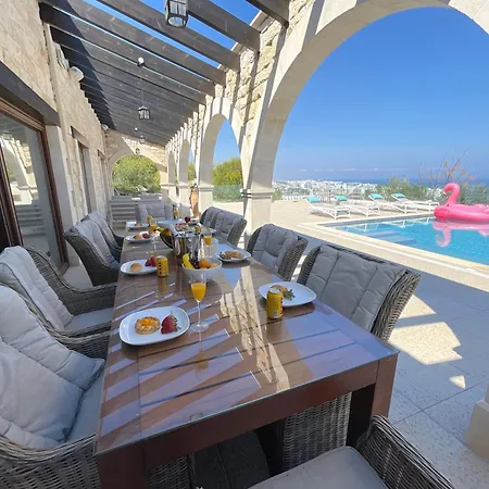 Sunrise Dream Villa-protaras Вилла *