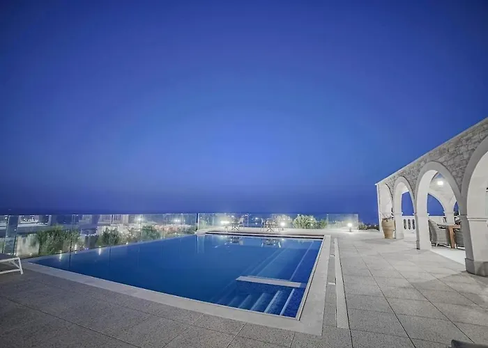 Villa Sunrise Dream Villa-protaras *