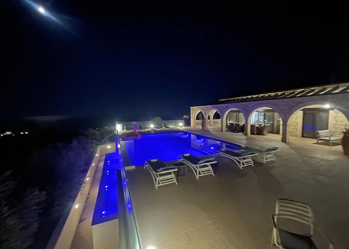 Sunrise Dream Villa-protaras Villa *