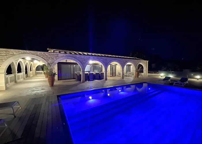 Sunrise Dream Villa-protaras Villa *